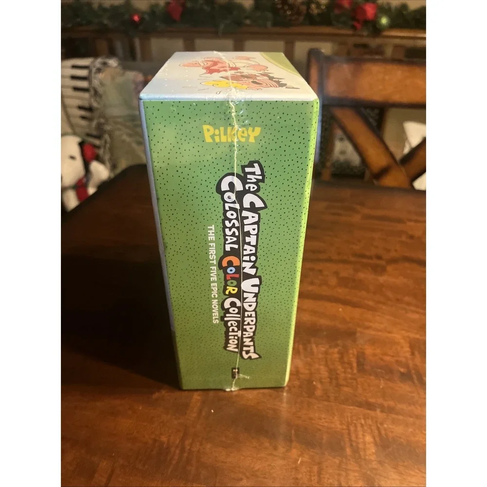 The Captain Underpants Colossal‎ Color Collection: From the Creator of Dog Man